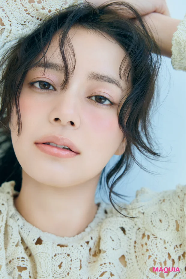 ミルキーオレンジのリップ&チークコスメにおすすめのメイク