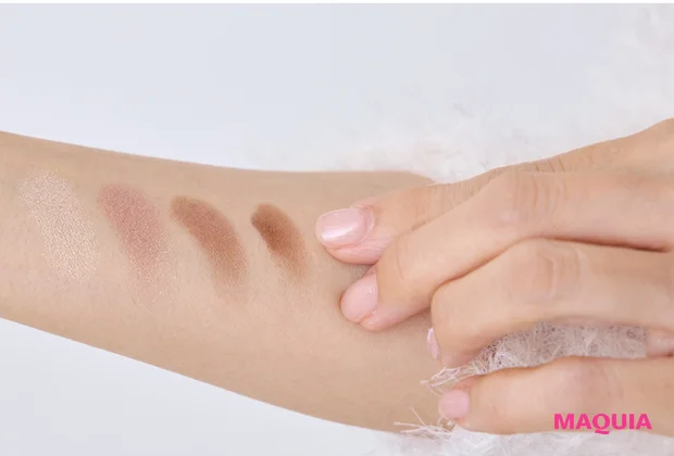 コスメデコルテ スキンシャドウ デザイニングパレット 01のスウォッチ