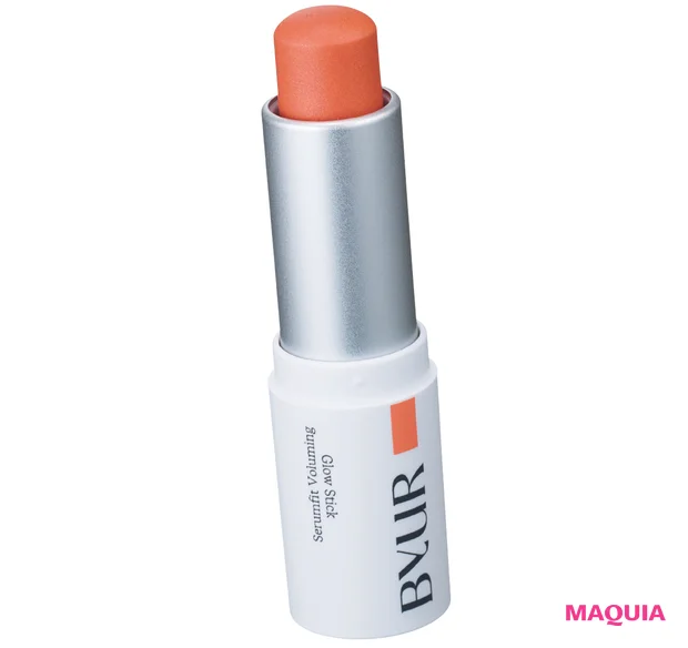 ミルキーオレンジのリップ&チークコスメにおすすめのメイク ByUR セラムフィット ボリューミング グロースティック 01