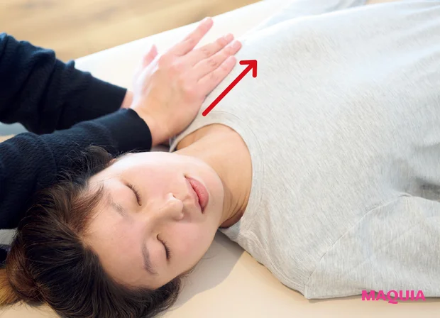 話題の“小顔師”吉田圭吾さんの施術でここまで小顔に! Before→After写真付きで報告_12