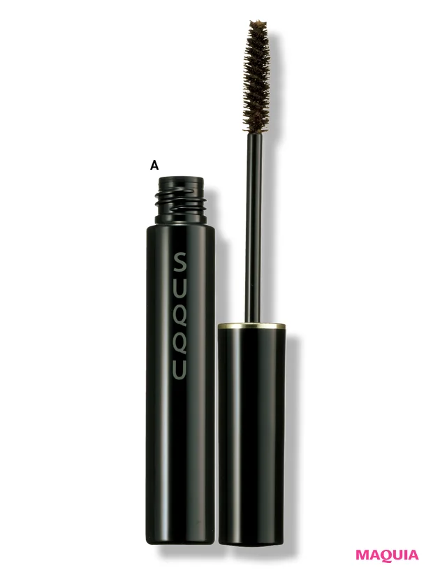 ユニクロの黒タートルを着るならメイクはどうする？ 2つのポイントで洒落顔に！_6