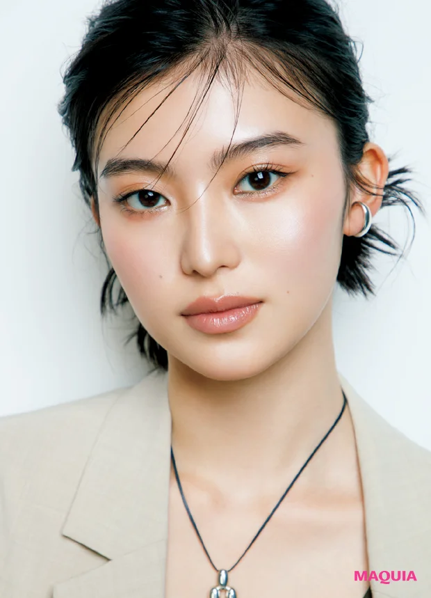 パウダリーファンデ＋シェーディングで自然に小顔！ 長井かおり式・小顔見せベースメイク_16