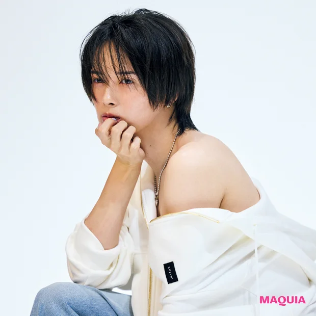 KEY TO LIT（キテレツ） 井上瑞稀 みじゅき 肩出しパーカー