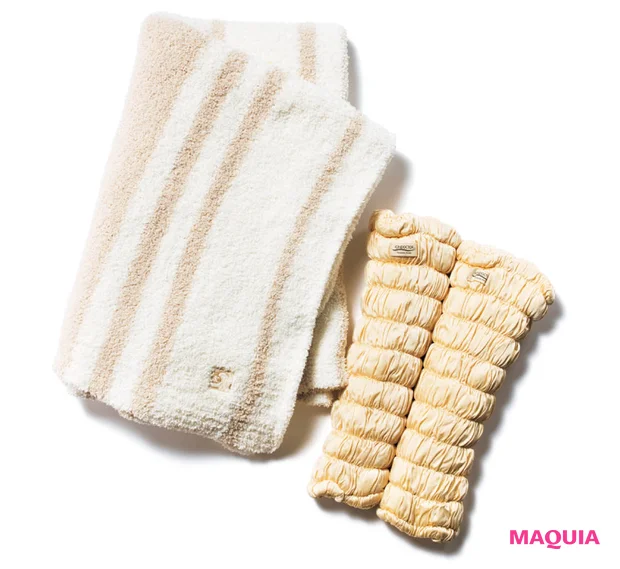 田中みな実の車内バッグの中身 カシウエアのブランケットとイオンドクターのレッグウォーマー