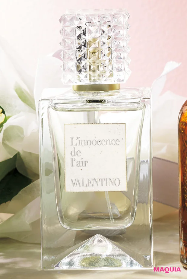 マキア　ムーン・リーの運を呼び寄せる香り　VALENTINO BEAUTY「甘くきらめく夢の香りが鮮やかな庭園に誘う」