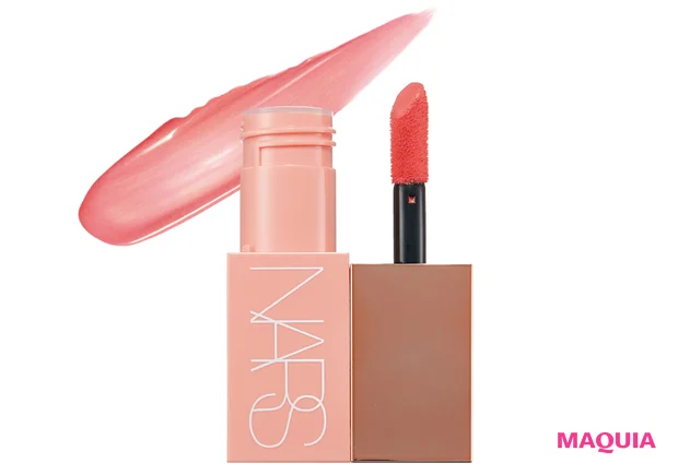 岡田知子さんが受賞コスメでミニマム&ラグジュアリーメイク【MAQUIAベストコスメ2023下半期】_5