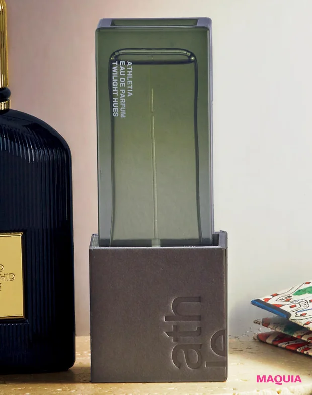 マキア 連載 ムーン・リーの開運フレグランス 2025年11月 ATHLETIA アスレティア オードパルファン トワイライト ヒューズ