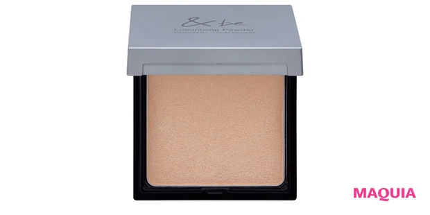 &be ルミナイジングパウダー ヌードグロウ ¥2420／Clue（4/1発売）