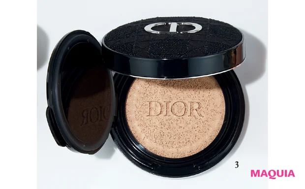 鈴木えみさんがドハマり中のフェイスカラーほか、自己ベスト肌を作るコスメを公開_3