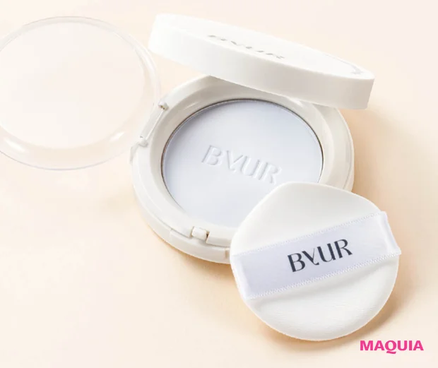 2026最新 ヘア&メイク 長井かおりさんおすすめのパウダー バイユア セラムフィット ノーセバム プレストパウダー 01