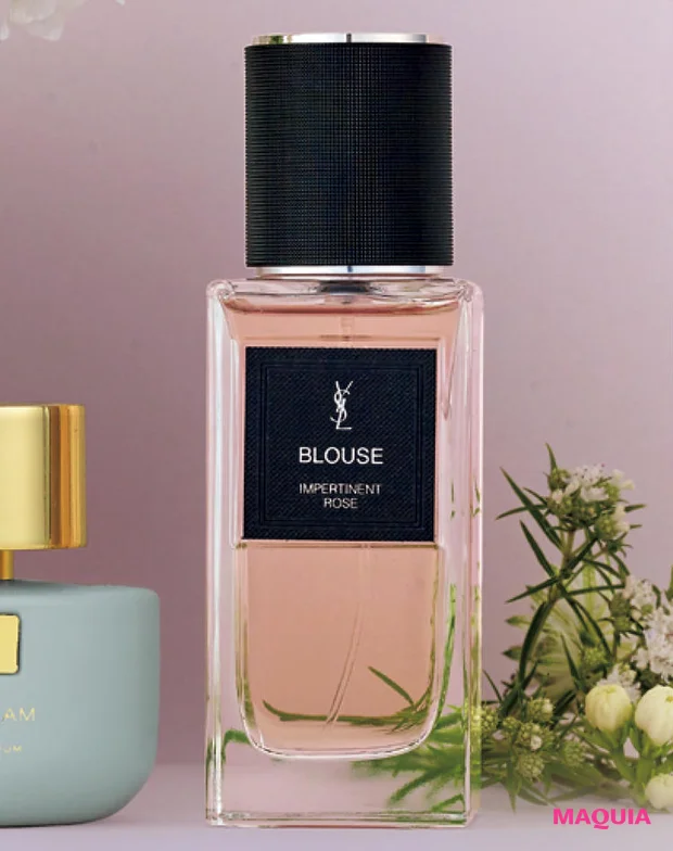 マキア　ムーン・リーの運を呼び寄せる香り　2025年9月の開運フレグランス　YSL イヴ･サンローラン　ル ヴェスティエール デ パルファム ブラウス