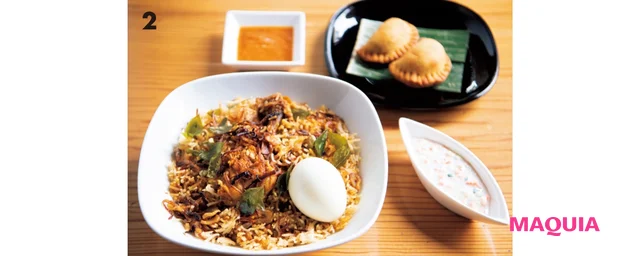 ディナーメニューの一部。コロッケや炒め物、カレーが中心の構成。