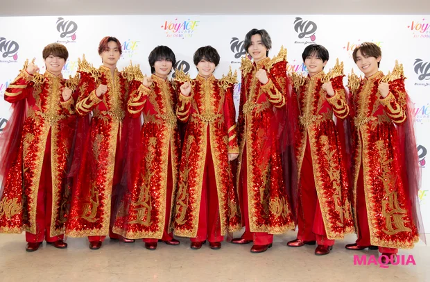 なにわ男子　大橋和也　高橋恭平　大西流星　西畑大吾　道枝駿佑　長尾謙杜　藤原丈一郎　ドームツアー　京セラドーム 集合写真