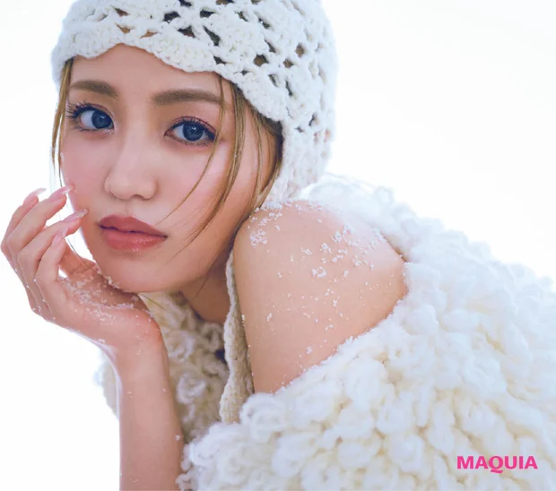 クリスマスコフレ 2025 冬のコフレを使ったメイク 香音さん