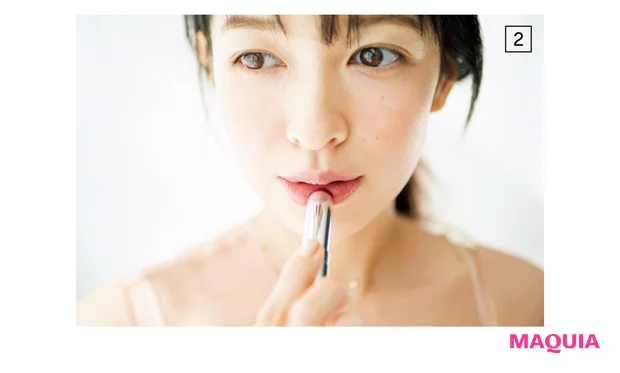 無垢な潤いの唇で、儚さを後押し
