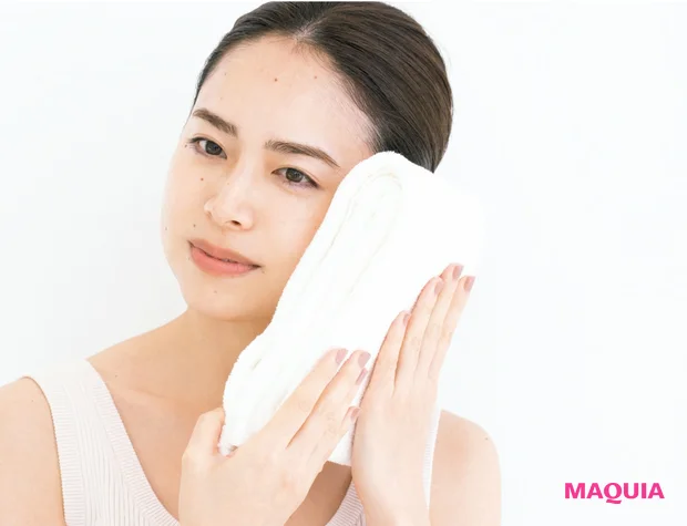 ゴシゴシは肌を傷めることに。水気をタオルに「移す」感覚で