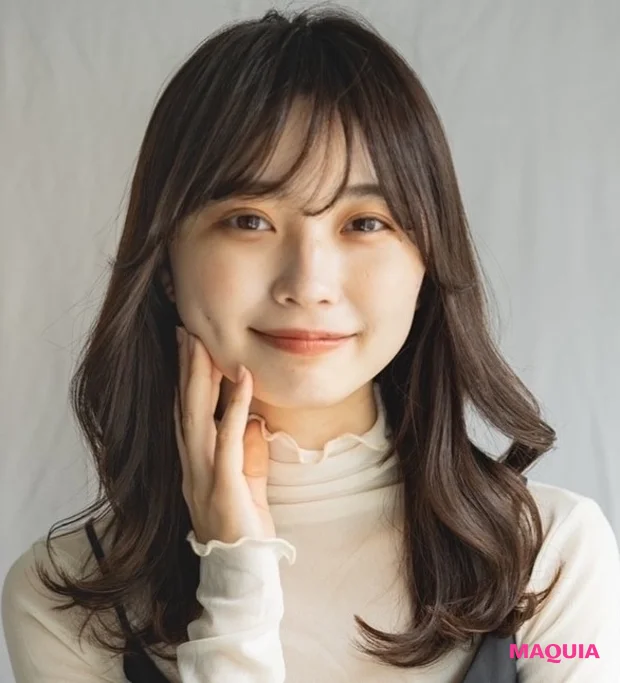 ミディアム 30代 40代 ヘアスタイル 暗めカラー 前髪あり