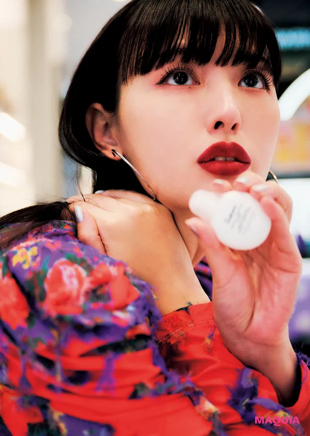 えみさんコスメ10 鈴木えみが念願の@cosme TOKYOで爆買い！ 買ったコスメ、すべて