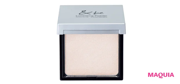 &be ルミナイジングパウダー ヌードグロウ ￥2420／Clue