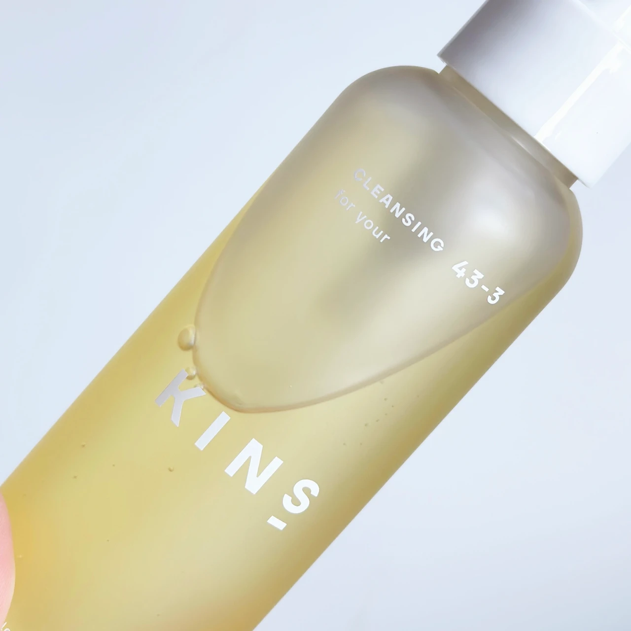 精油の香りに癒される♡【KINS CLEANSING OIL】で肌に優しくしっかりメイクオフ_2_2