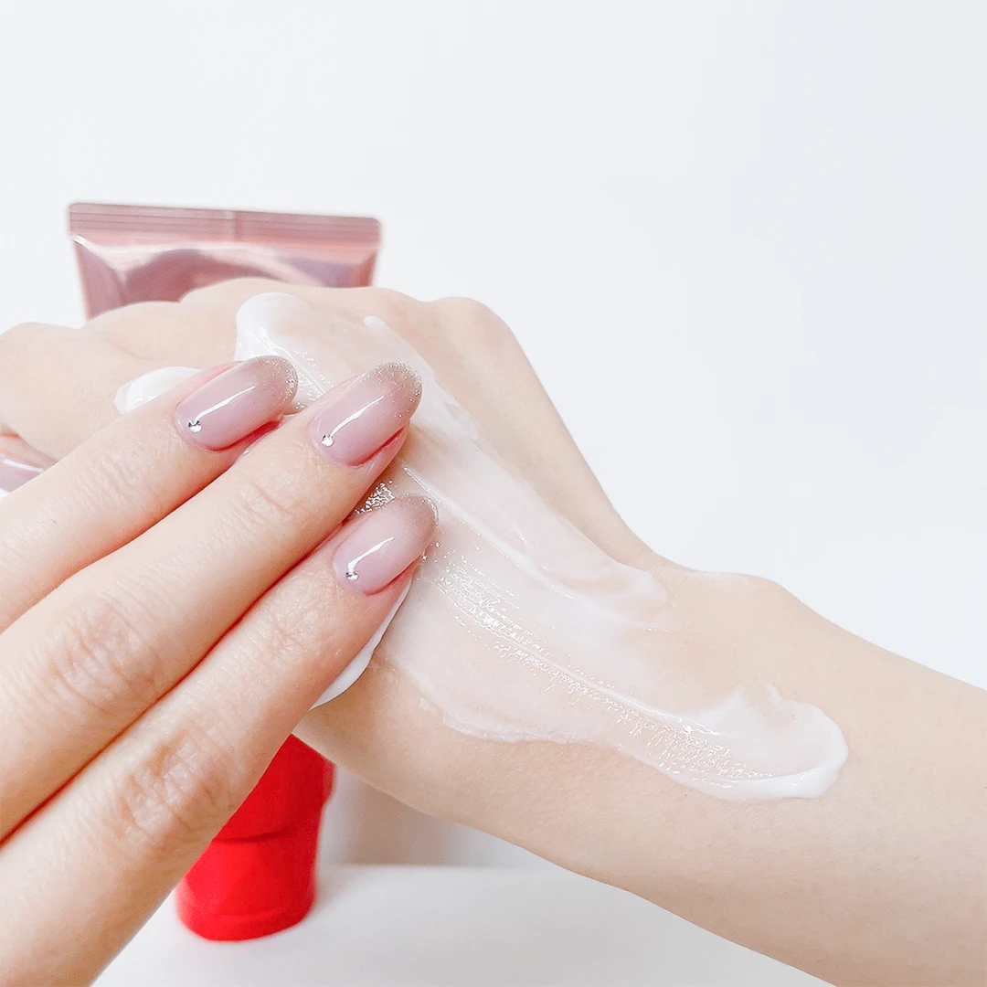 【新発売】『エスト　インテンシブ　ボディセラム』フェイスケアで培ったエスト先進のテクノロジーを搭載したボディケア！_2_3