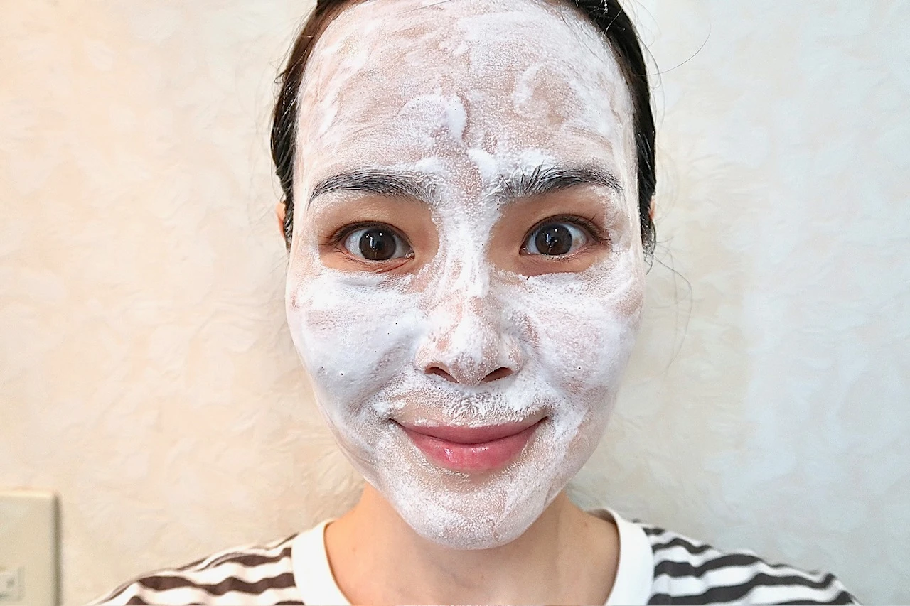 【しみ・そばかす・にきびを防ぎ、しっかり洗顔する「新感覚の洗顔パック」】SHIKARI BRIGHTENING WASH(ブラシセット)_2_2