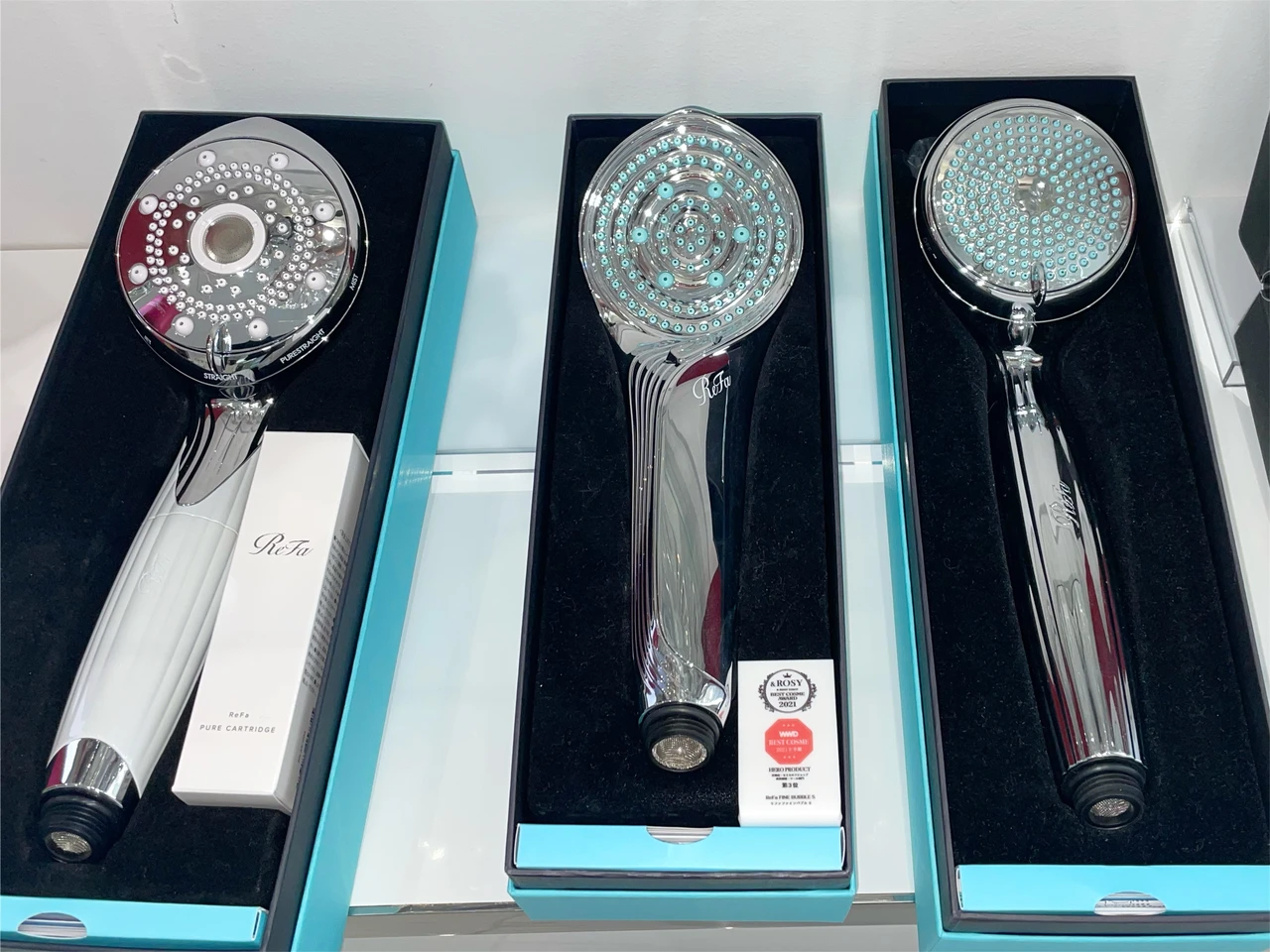 【リファファインバブル S 】ジュエリーのようなシャワーヘッドで気分が上がる！日々のバスタイムを無理なく美容時間に置き換え！_2_3