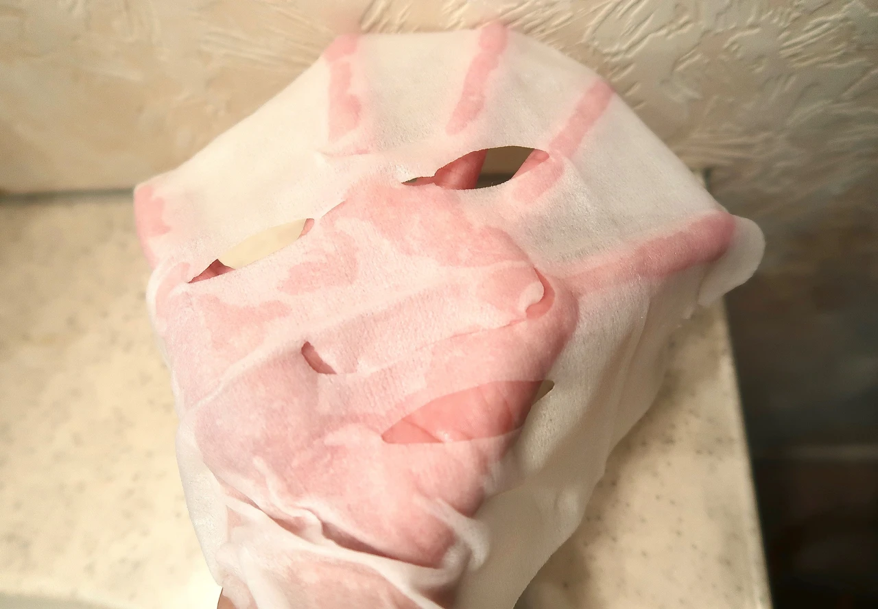 【毎日の化粧水代わりに使えるフェイスマスクでゆるがない肌へ肌メンテナンス!】ルルルンプレシャス GREEN(バランス) 32枚入り_3_2