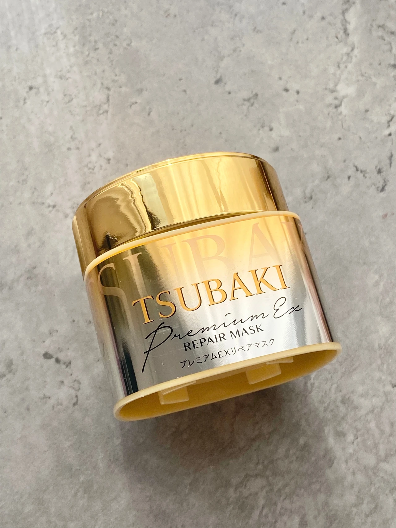 デイリーヘアケアの概念が覆る！？“黒TSUBAKI＆金のヘアマスク”でサロン帰りの艶髪に。_3_1