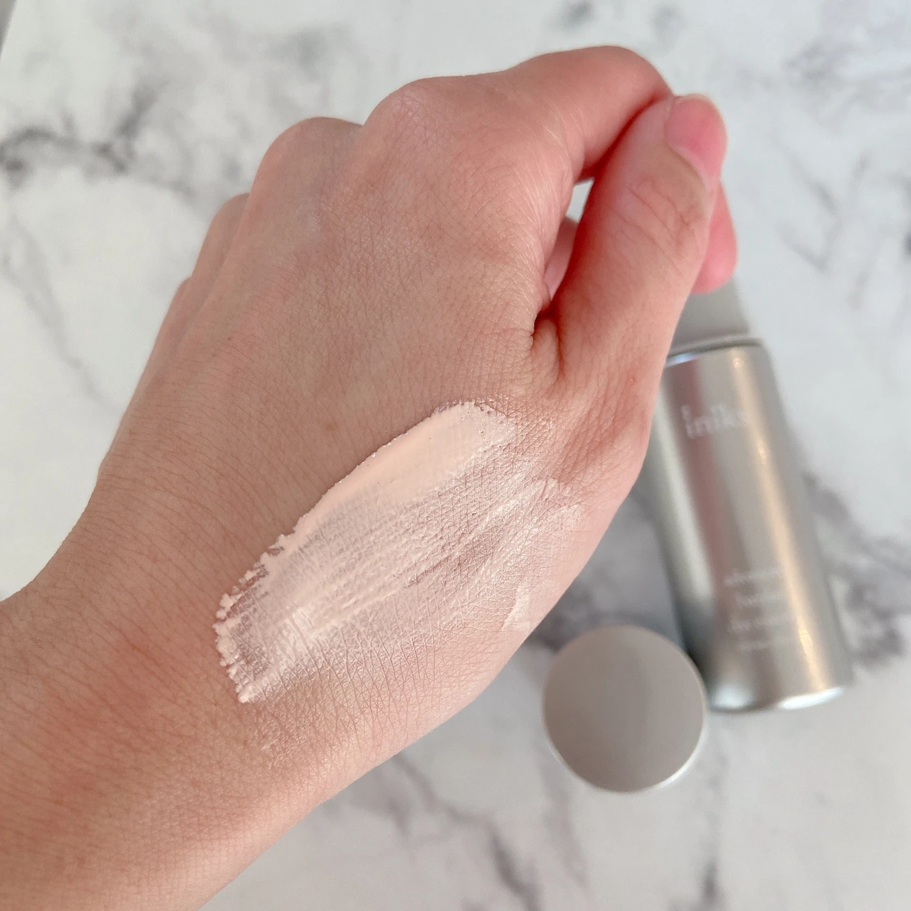 【敏感肌でもあきらめないで👍】トーンアップしながらケアもできちゃう👀敏感肌用日焼け止め美容液✨iniks「アドバンスバリア デイエッセンス」💕_2_3