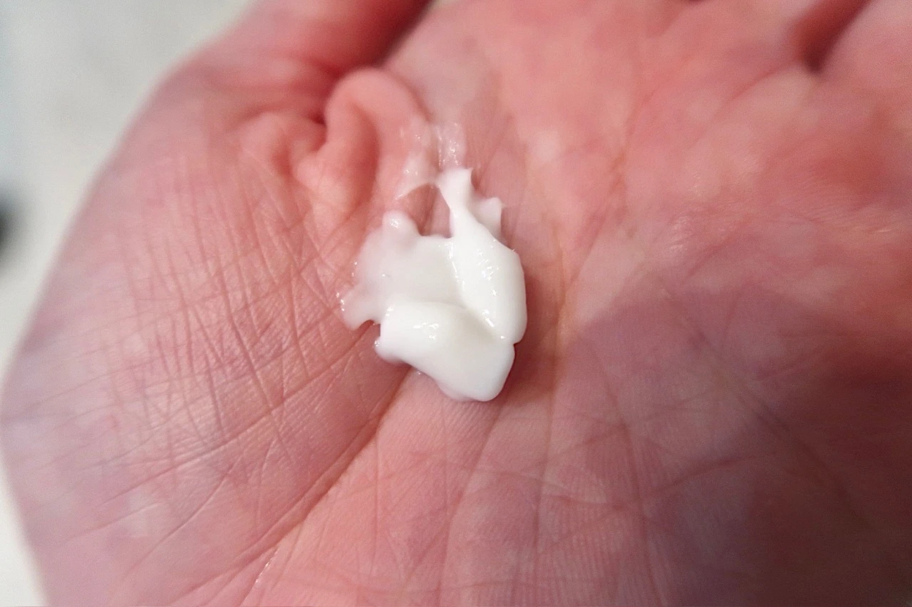 BeクリームC　テクスチャー①