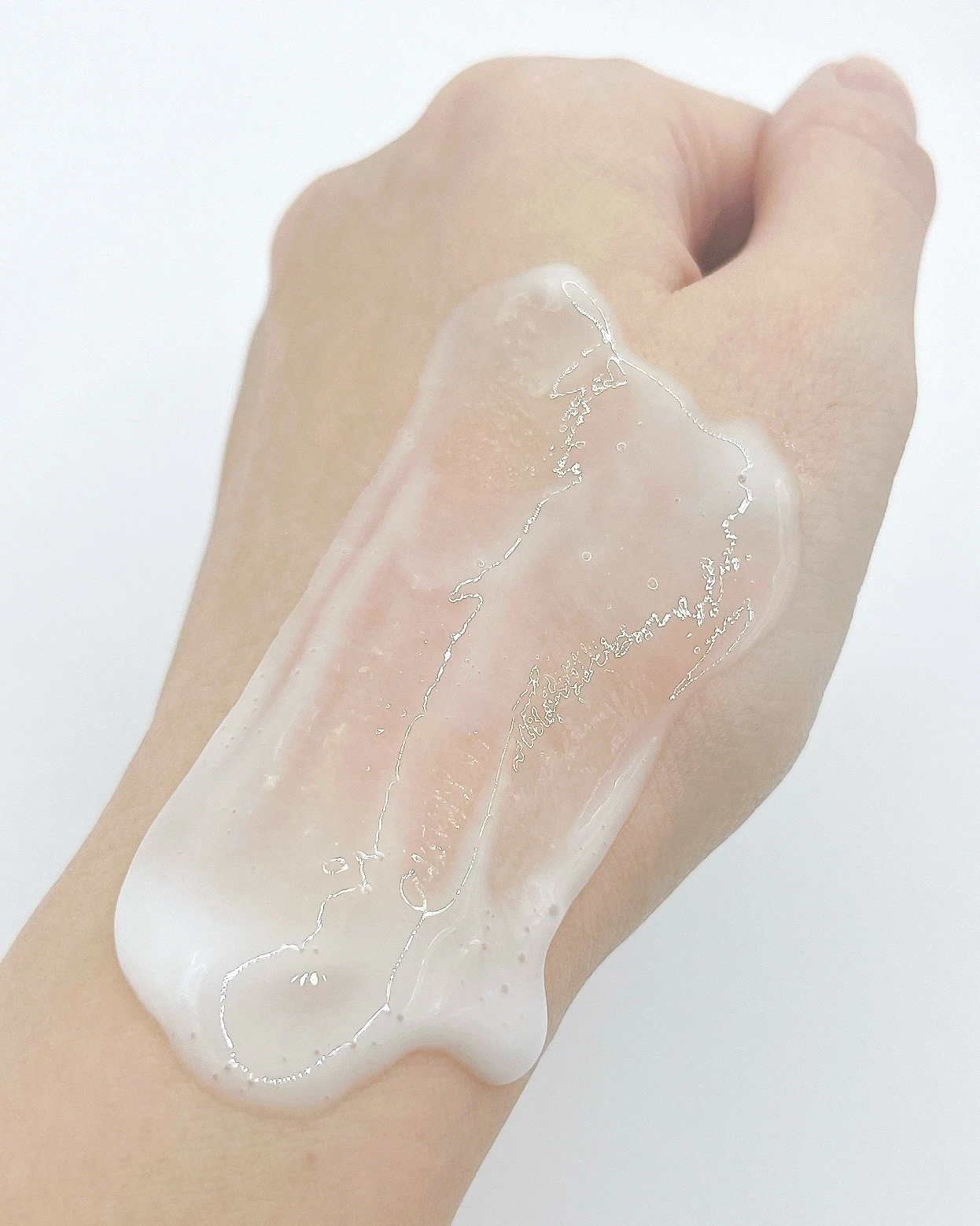 【全身用ミルク美容液】リッツ モイスト ボディミルクをレビュー!乾燥肌さん必見♪_5_2