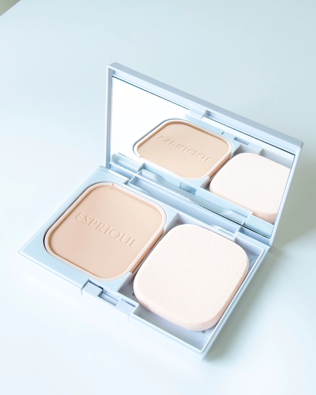 マキアサロンで発見!素肌美を目指すあなたにおすすめのファンデ「ヌードカバー ロングステイ パクト」_4