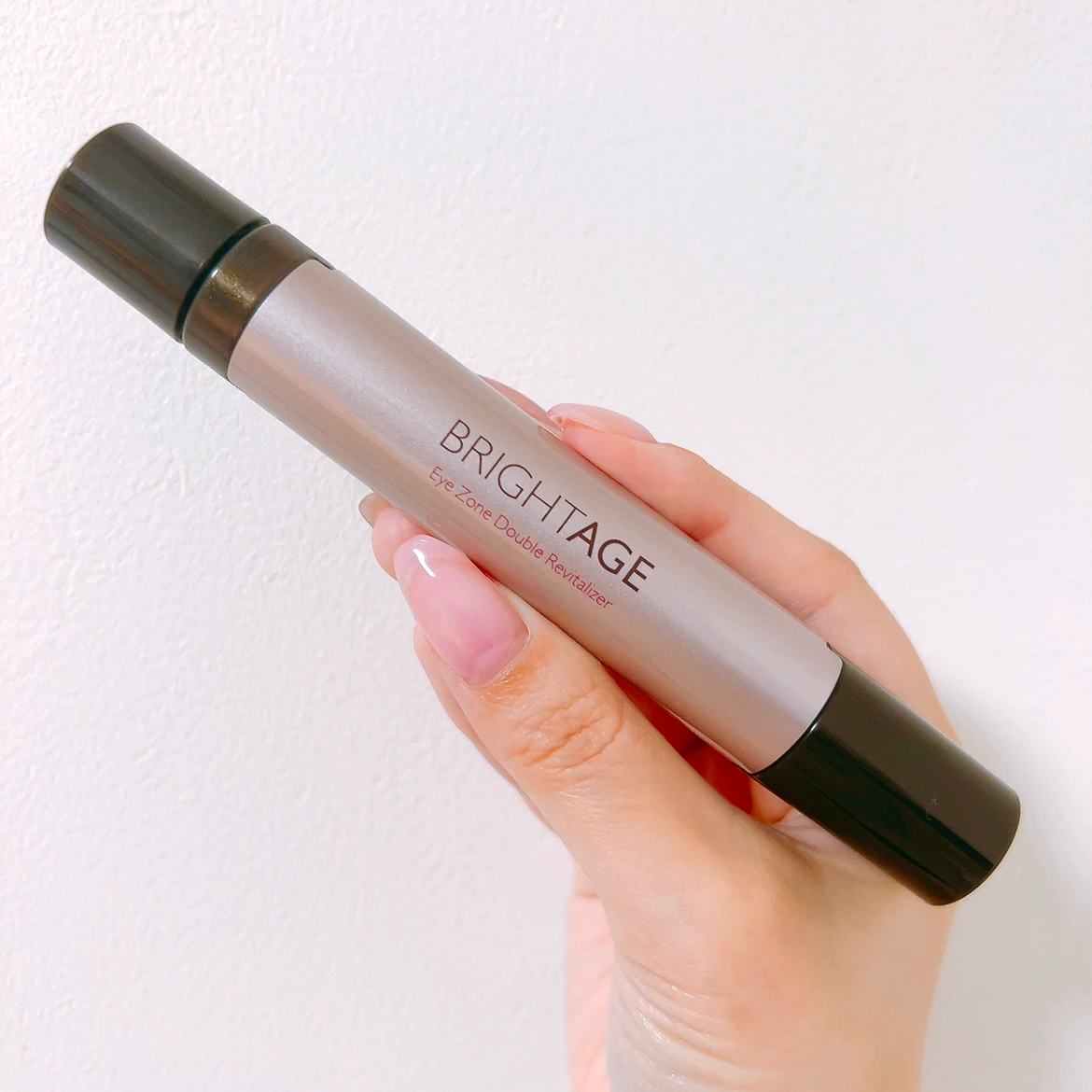 目元の悩みにさようなら！ブライトエイジの秘密兵器【アイゾーン ダブルリバイタライザー】_1_2