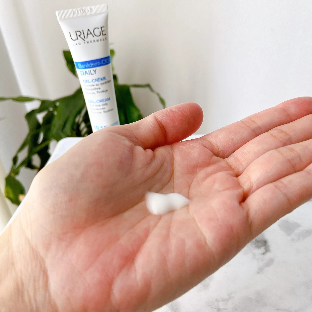 【CICA🌿×温泉水♨️+αで夏のゆらぎ肌から脱出！！】ユリアージュ「シカ デイリーセラム＆デイリージェルクリーム」_3_2