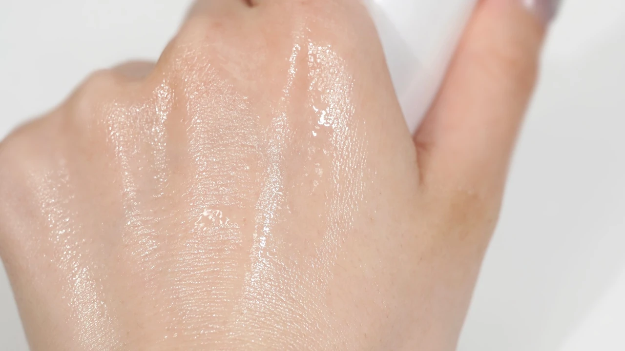 クレンジングバームが人気の「DUO」から肌あれも美白ケアもどちらも叶える美白美容液「ザ 薬用美白リンクルセラム」が新登場!定番の「ザ クレンジングバーム」の落ち方も検証!_5