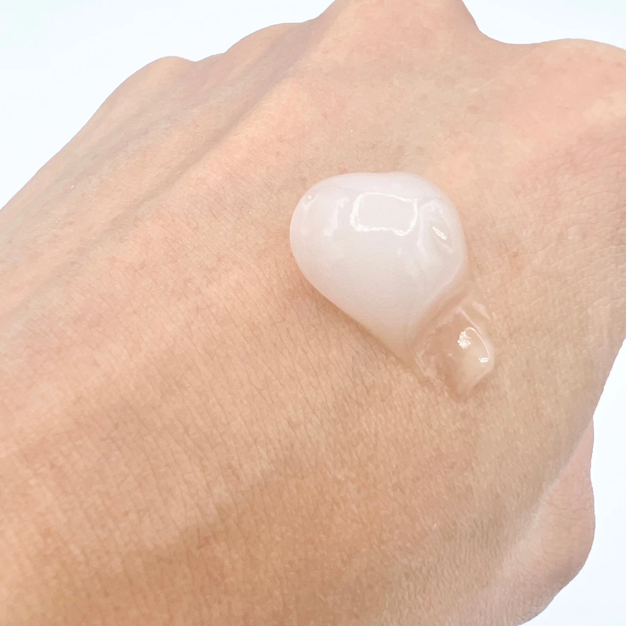 ホームケアがついにここまで。Panasonicの1台9役の美顔器がすごすぎる【バイタリフト RF EH-SR85】_4_1