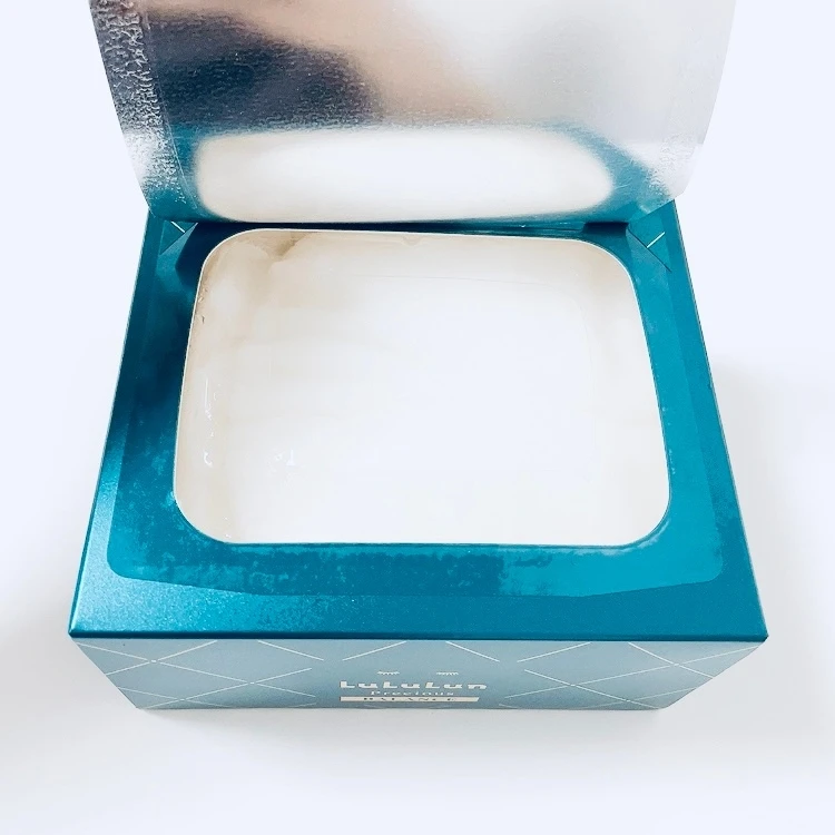 【ルルルンプレシャスGREEN】数あるルルルンの中のエイジングケアラインプレシャスシリーズをご紹介。肌バランスを整えぷるんと弾むような肌に導いてくれる、大人のゆらぎ肌におすすめな一品。_2_2