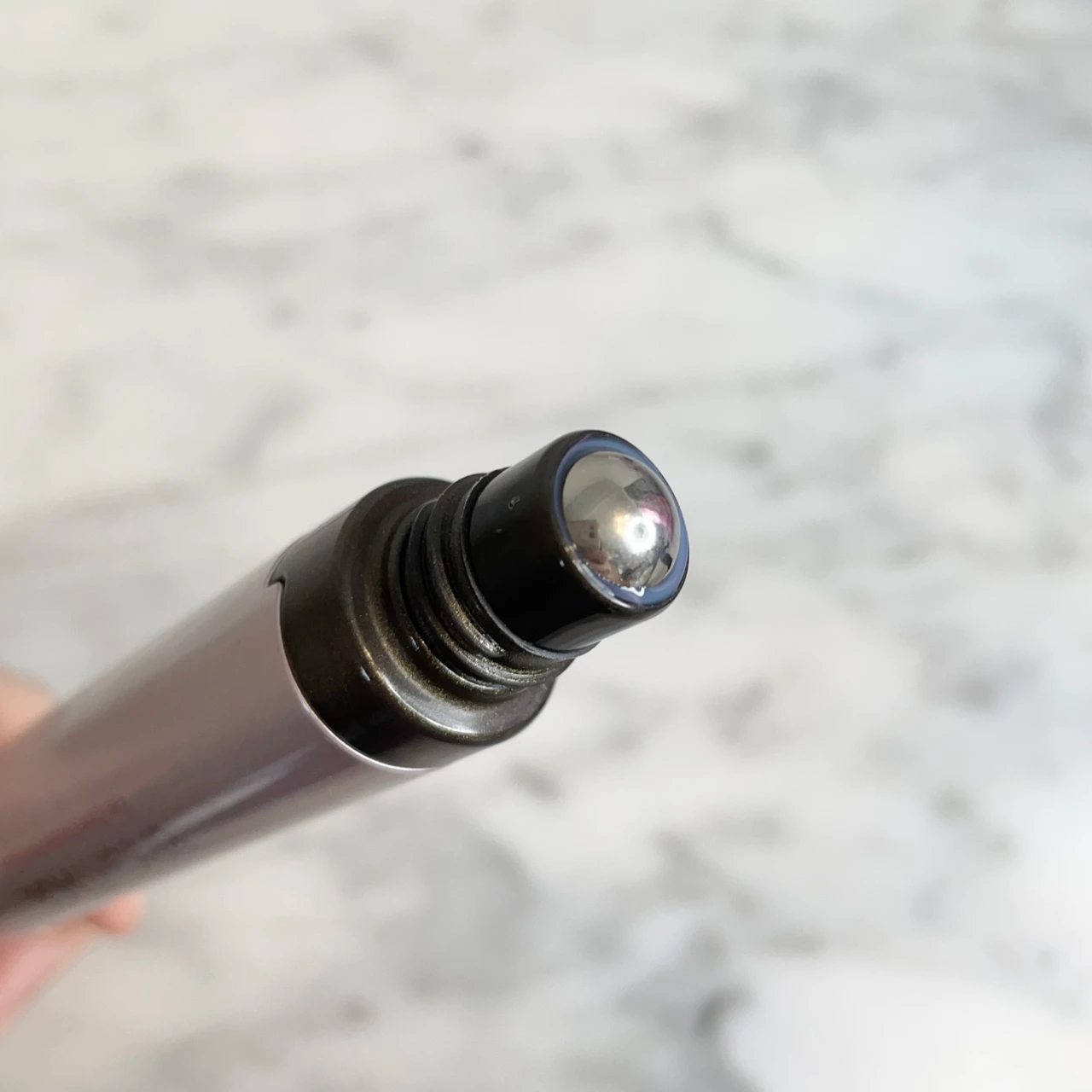 ブライトエイジ／アイゾーン リバイタライザー セラム （目もと用美容液）