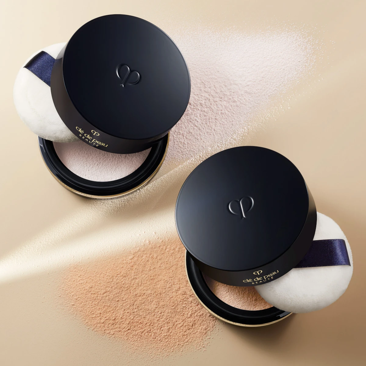 クレ・ド・ポー ボーテ プードルトランスパラントn M フェイスパウダー ダイヤモンドに着想を得た高貴な輝きを肌に纏う