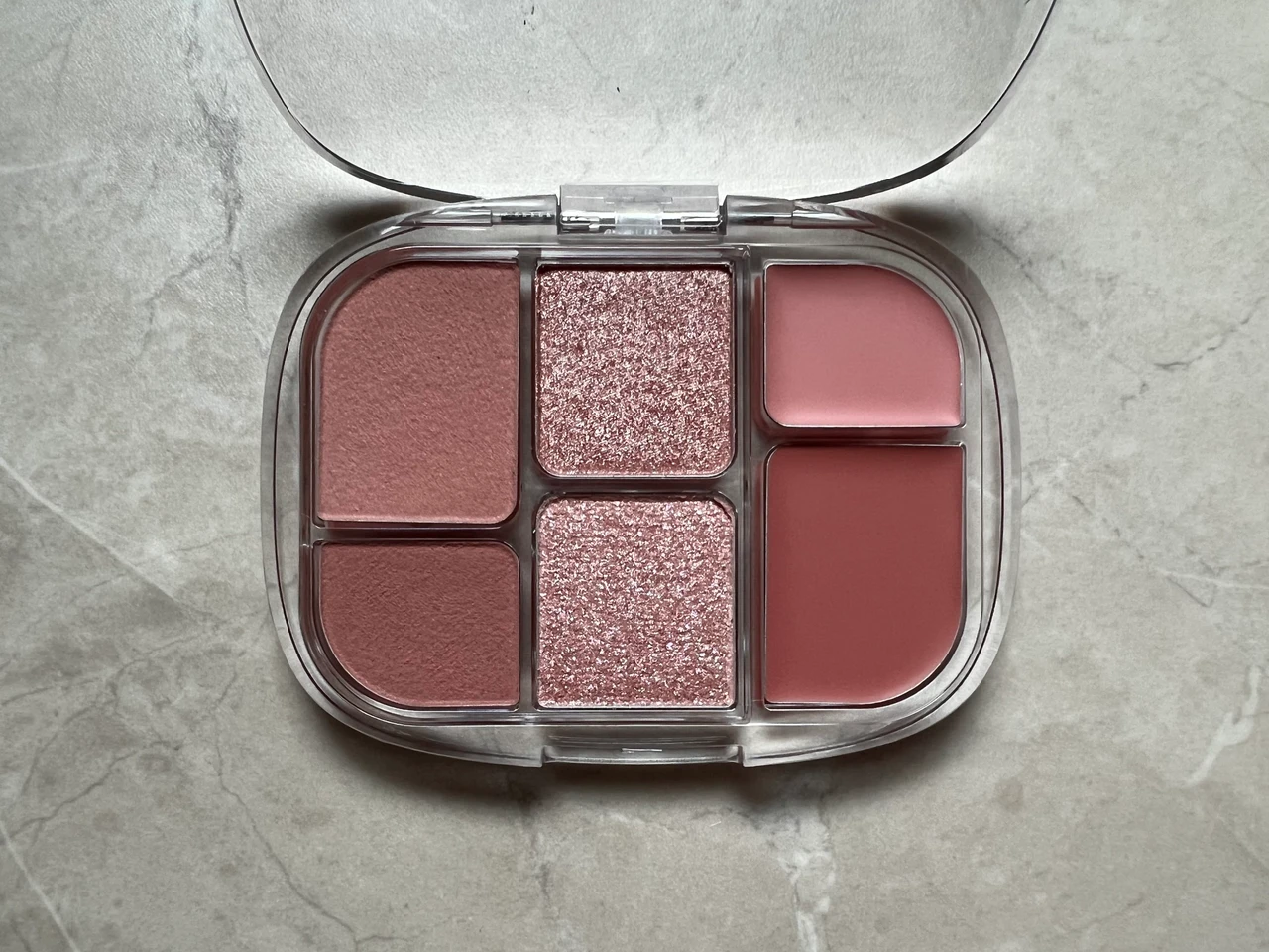 【ウェイクメイク】マルチパレットで何通りも楽しめちゃう！チーク、ハイライト、アイシャドウ_3_1