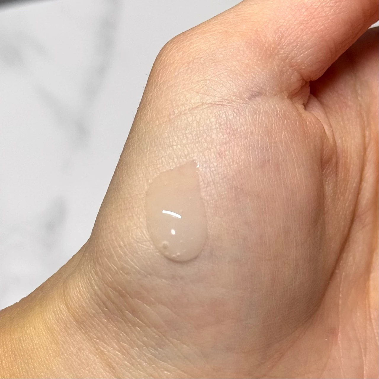 エリクシール ザ セラム aa 資生堂 エリクシール美容液 テクスチャー