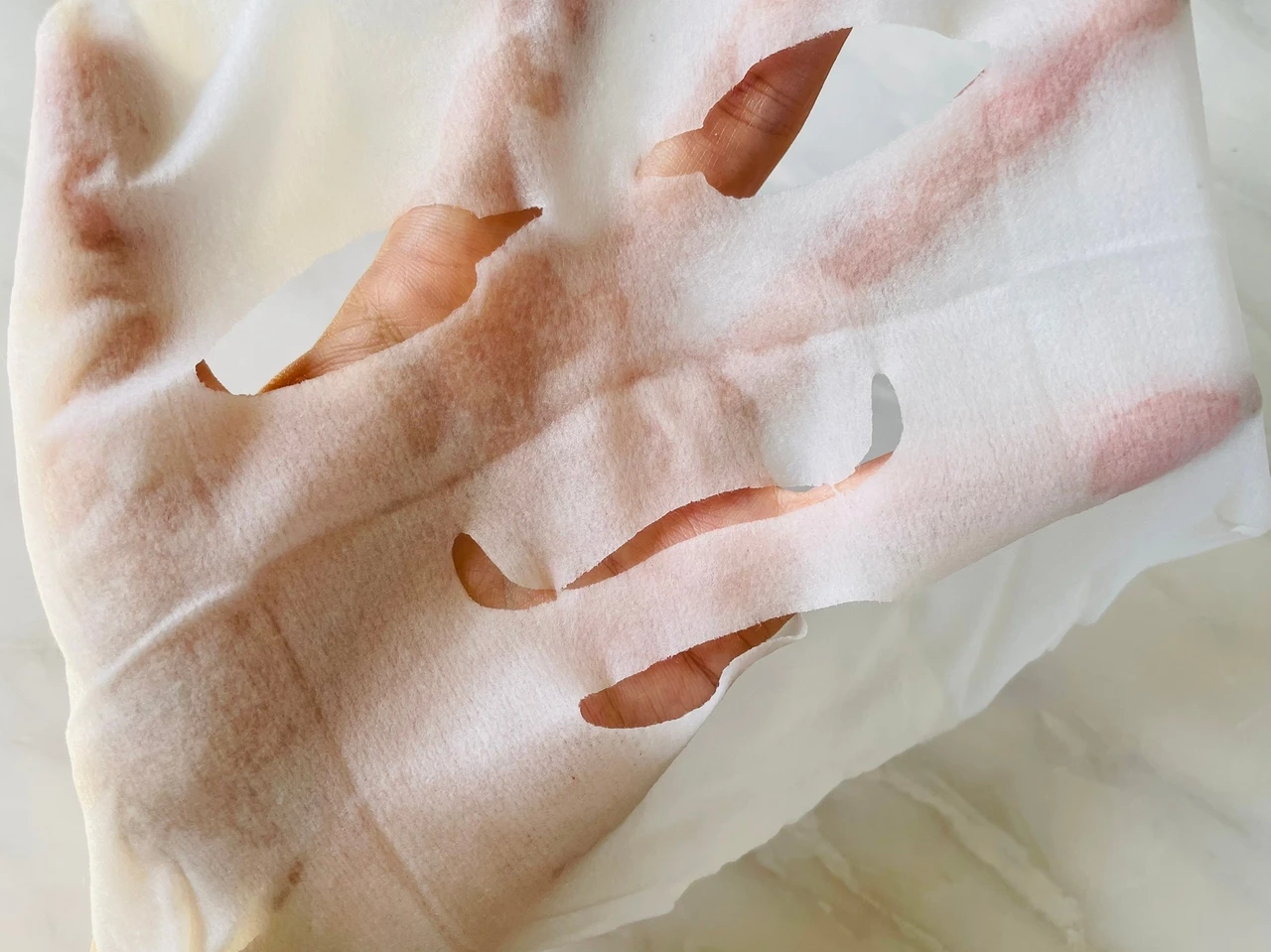 化粧水の代わりに毎日使えるフェイスマスク！【ルルルンプレシャス】でフェイスマスク習慣を始めてみませんか…？_2_1