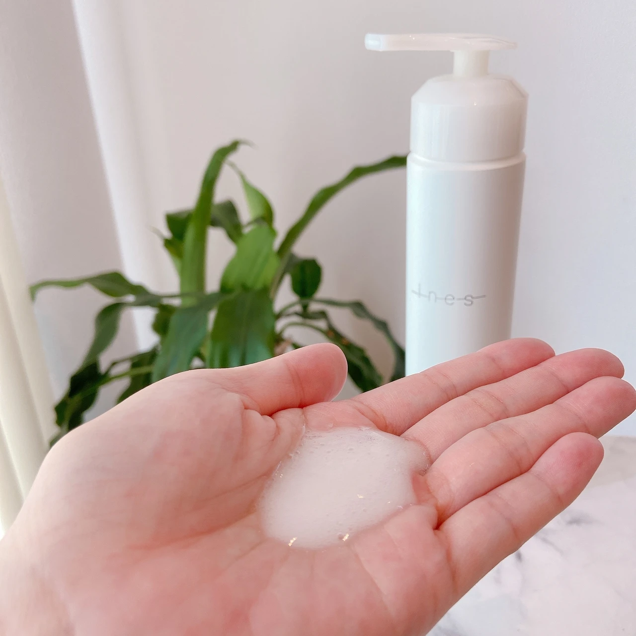 【夏場の過酷な頭皮環境に！！】じゅわ〜っと炭酸泡でリフレッシュ✨ines「アクア チャージ ムース」🫧_3_2