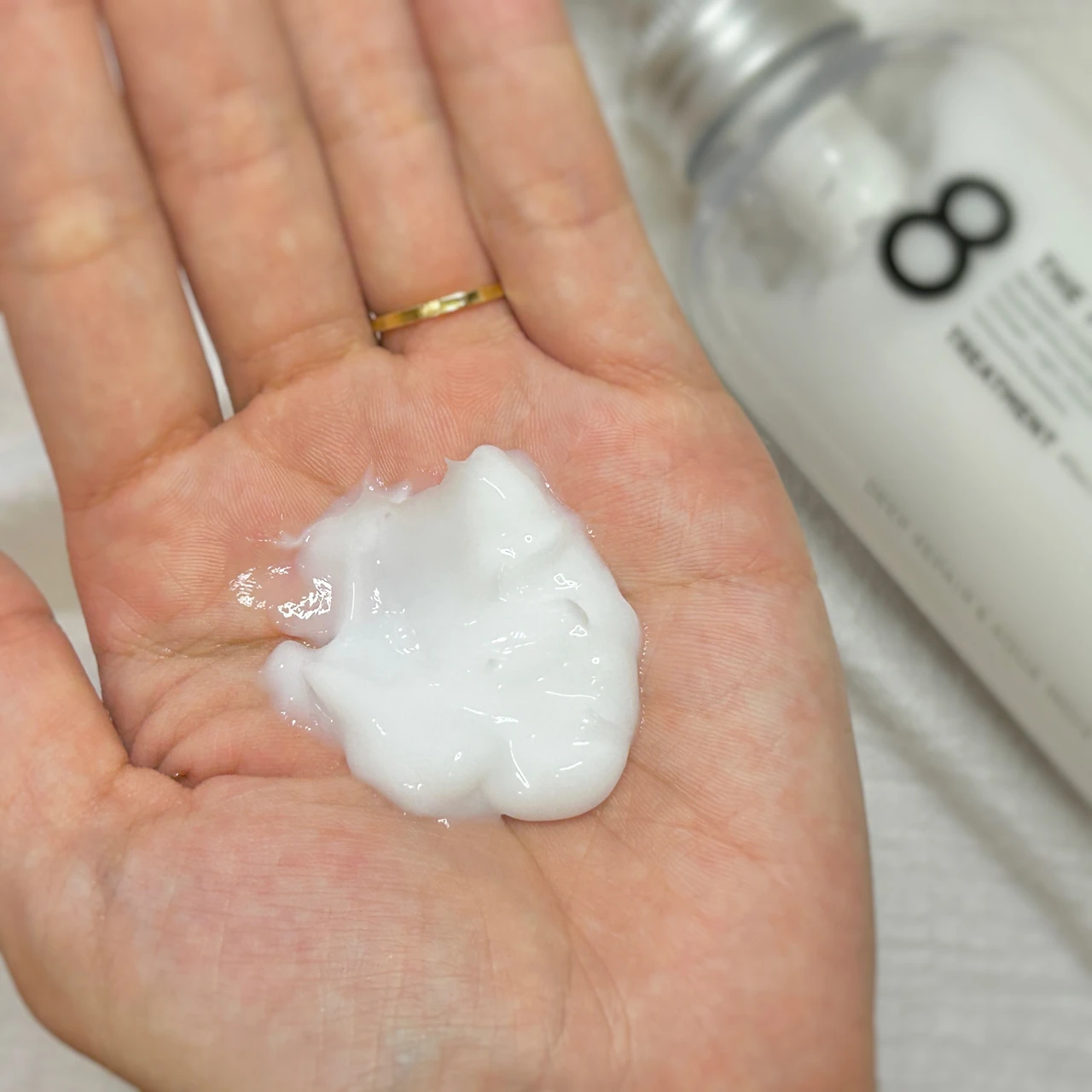 【美容液ヘアケア】ダメージ補修から保水ケアまで!『エイトザタラソ』が叶える理想の"ぷるん髪"_2_2