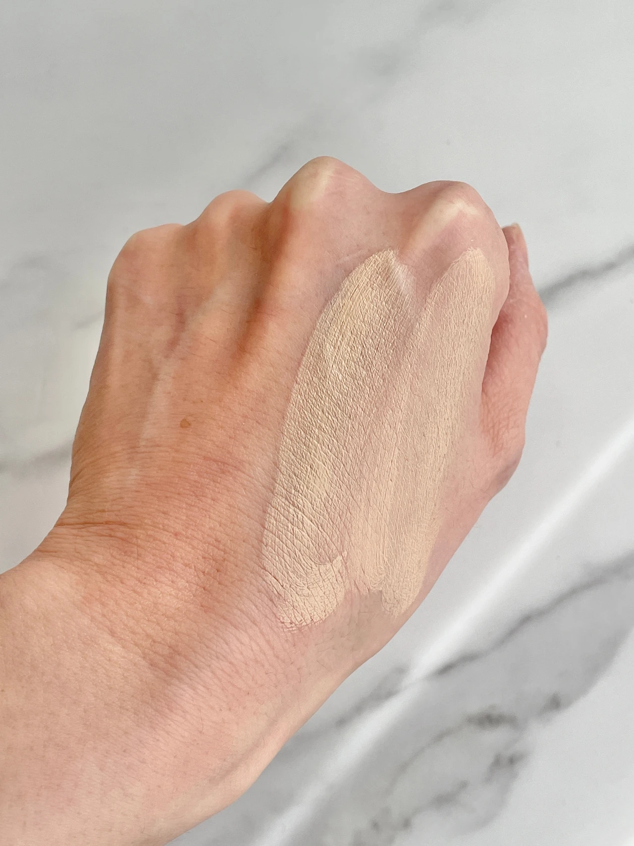 かさつく時期におすすめ！美容液ファンデーション【プリマヴィスタ デイトリートメントバーム】_4