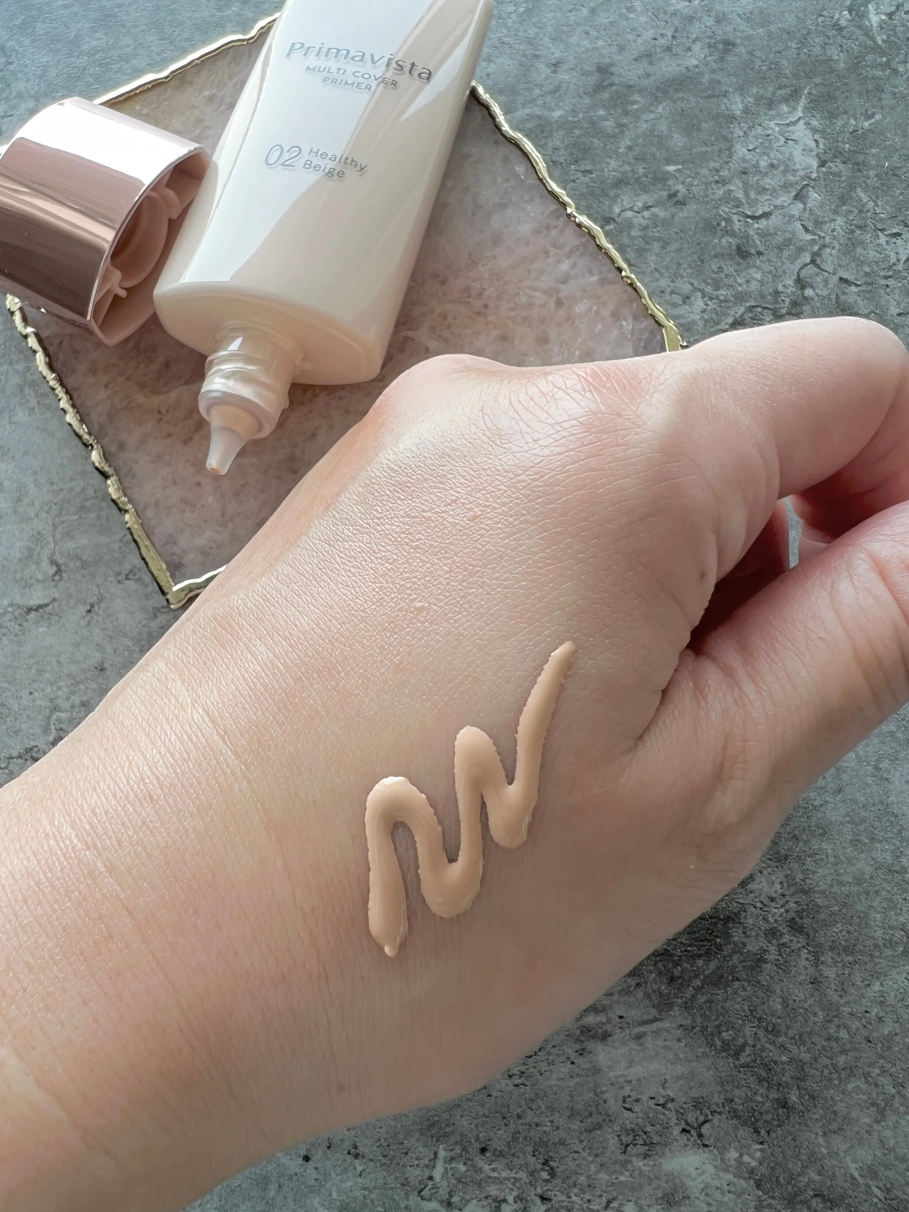 ヨレ・崩れに強くナチュラル仕上げ！Primavista［プリマヴィスタ］新作ベースメイク『ジャストワン　フィニッシュ』は1本で5役のマルチなアイテム！_3