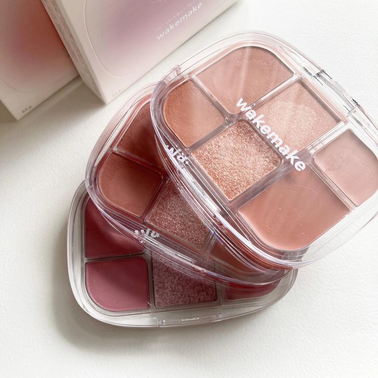 1つのパレットで統一感のあるメイクに！多機能＆ナチュ盛れ感が魅力のWAKEMAKE ソフトシアーマルチパレット♪_5