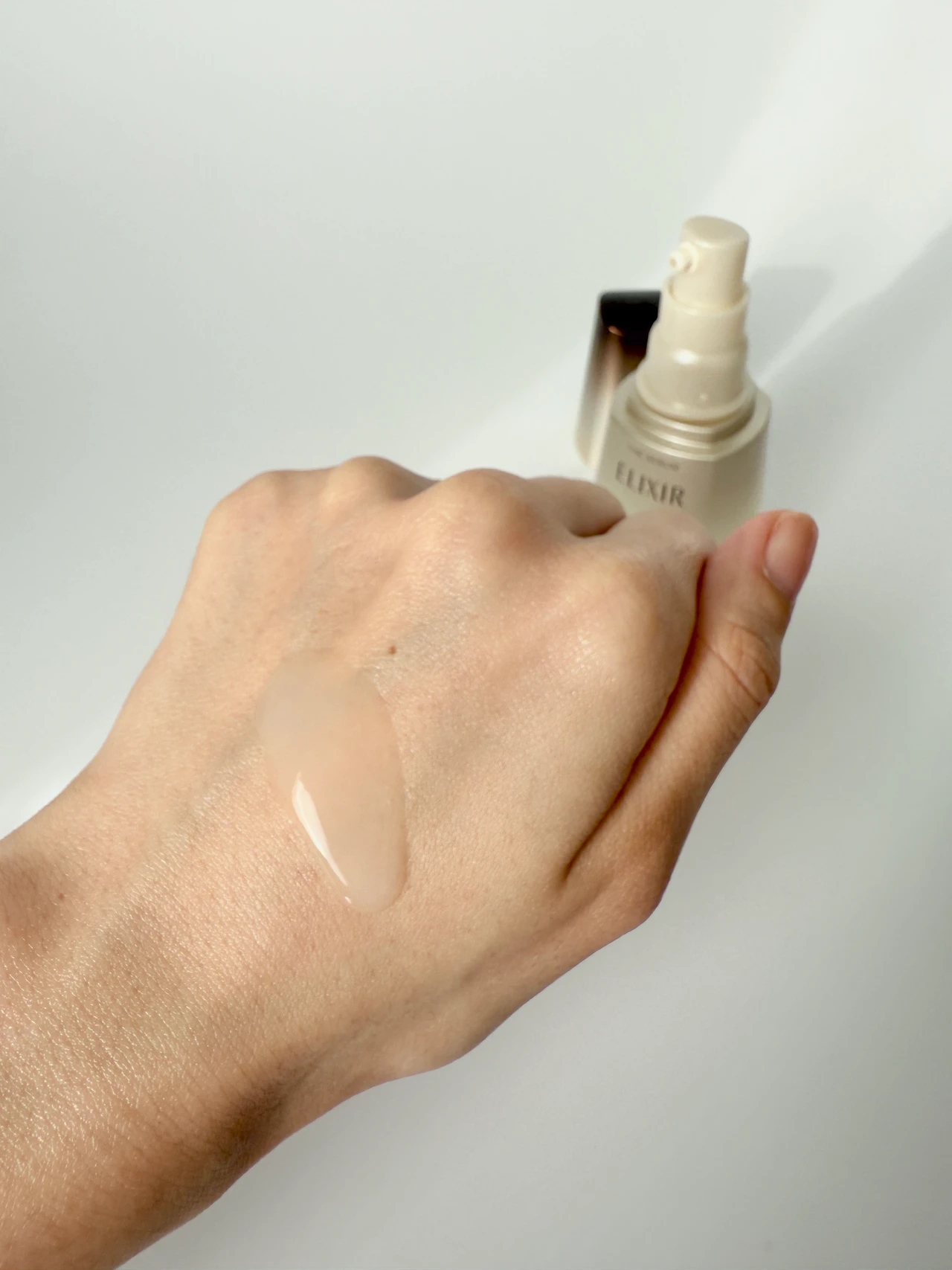 【資生堂 エリクシール ザ セラム aa】ベスコス多数受賞！大人の美肌ケアにおすすめの1本_2_1