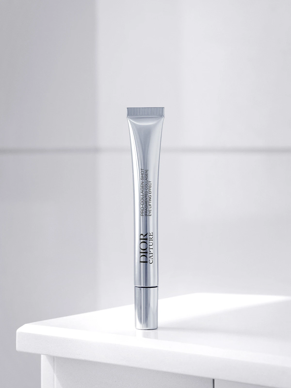 ディオール カプチュール プロ コラジェンショット　DIOR　ディオール　アイケア　目元ケア